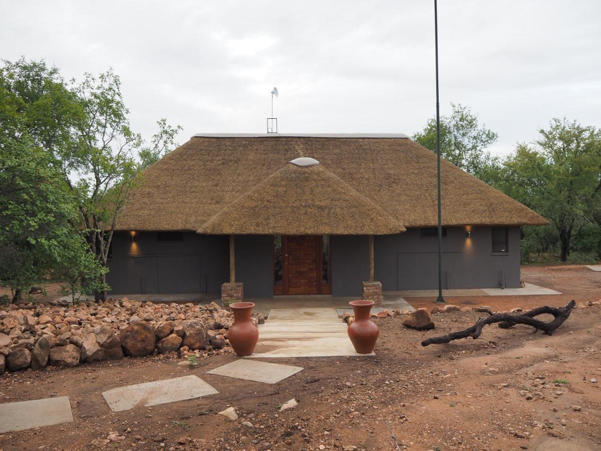 Pata Pata House Villa Marloth Park Exterior photo